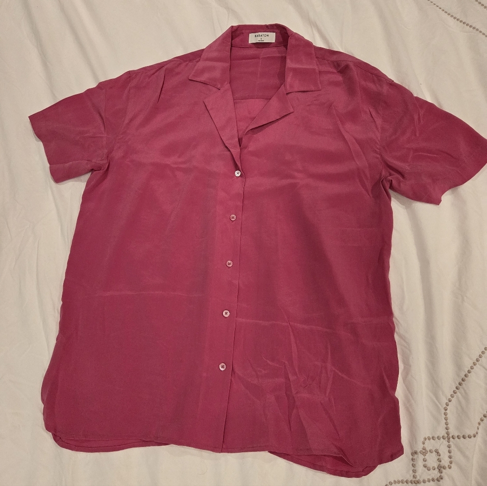 Aritzia Babaton Academy Silk Shortsleeve Blouse | Article #92288